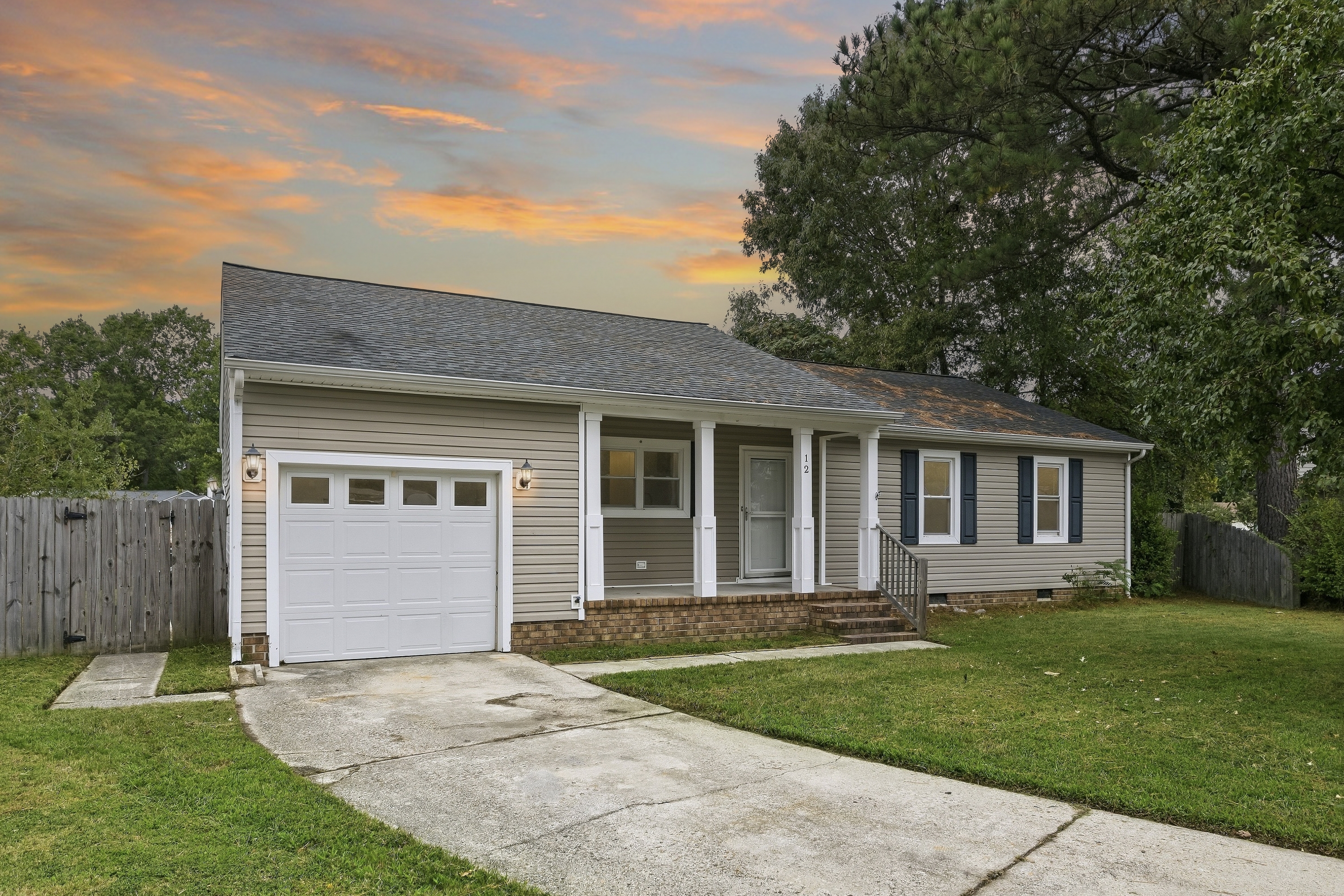 12 Waterview Point
